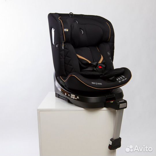 Детское автокресло от 0 до 36 кг поворотноее