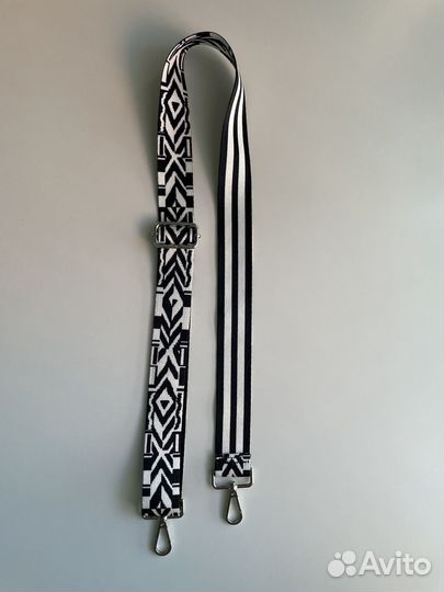 Сумка A secret knowledge glassy tub medium