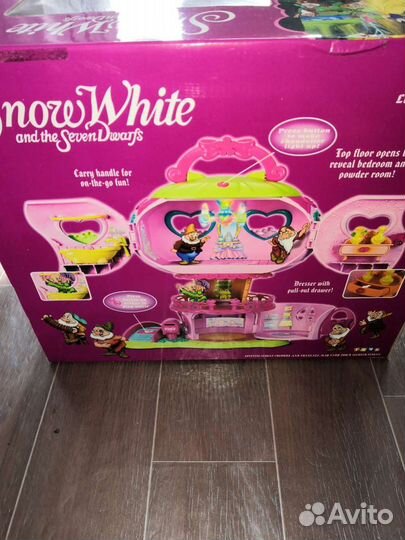 Игрушка Домик-дерево