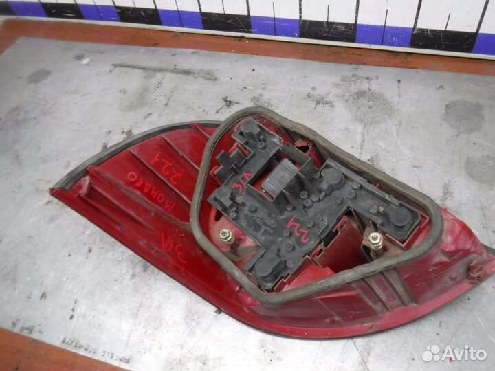 Фонарь задний левый Ford Mondeo 2 1.6 1997