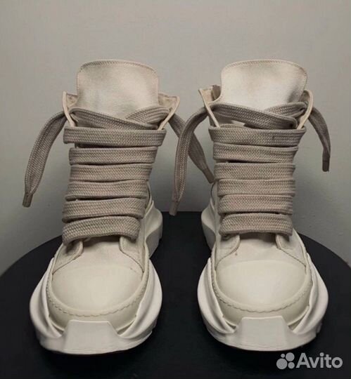 Rick Owens Abstract Milk на руках