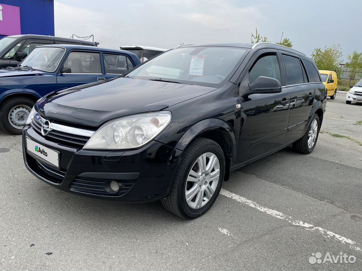 Opel Astra 1.8 МТ, 2011, 172 000 км