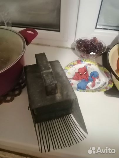 Совок для сбора ягод