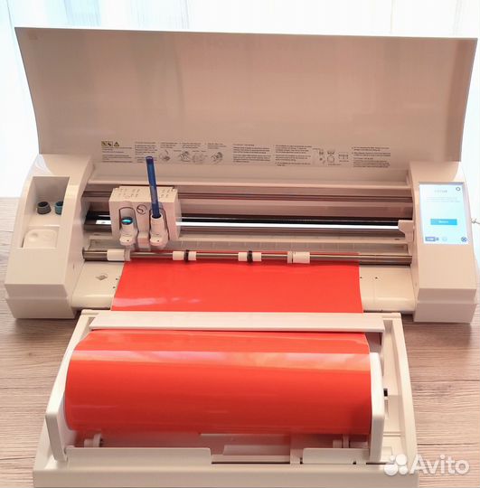 Плоттер silhouette cameo 3