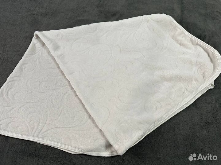 Детское постельное белье в кроватку 120 60 и плед