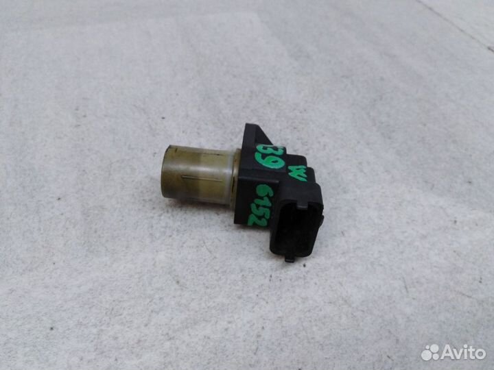 Датчик положения распредвала