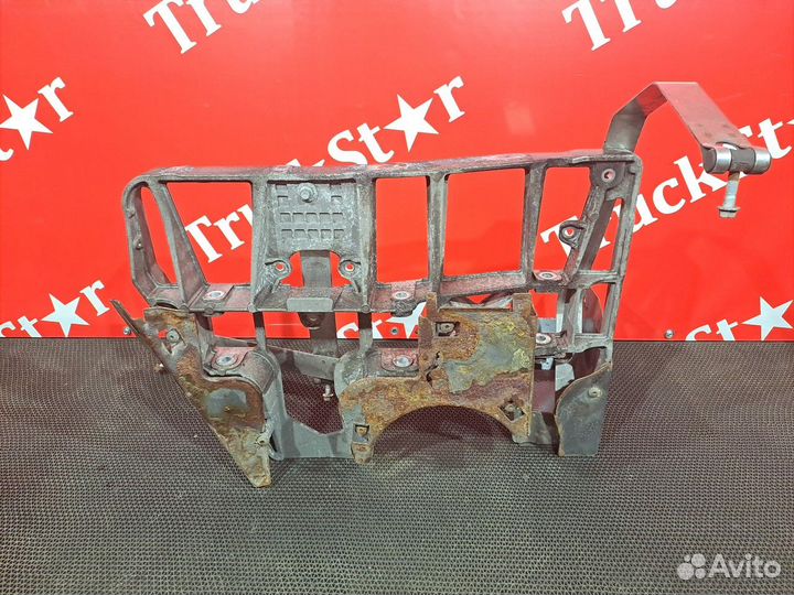Кронштейн бака AdBlue Volvo FH