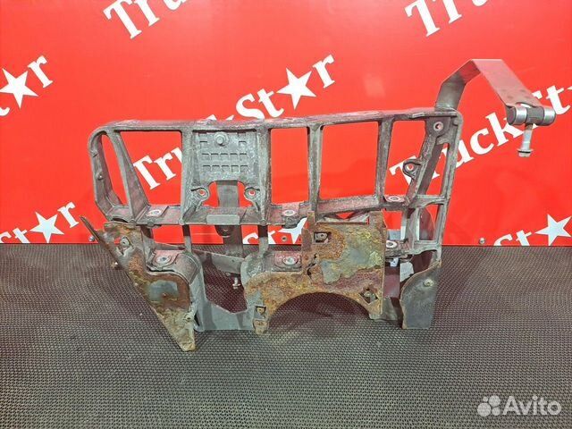 Кронштейн бака AdBlue Volvo FH