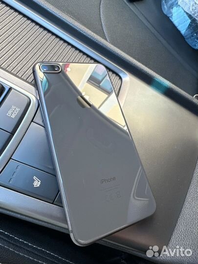 iPhone 8 Plus, 256 ГБ