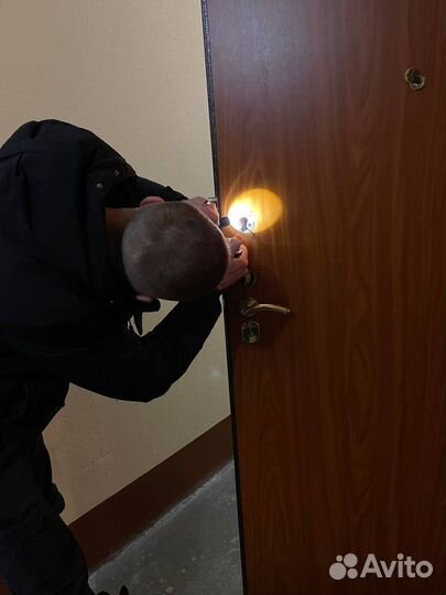 Вскрытие замков, Вскрытие авто Вскрыть автомобиль