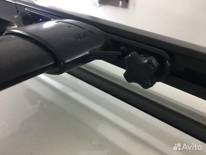 Поперечные на рейлинги Lexus LX-570 / 450D (чёрные