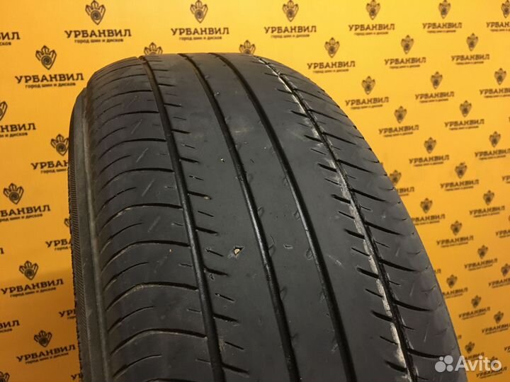Yokohama dB Decibel E70B 215/60 R16