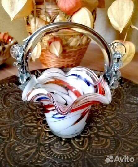 Конфетница цветное стекло, гутная техника