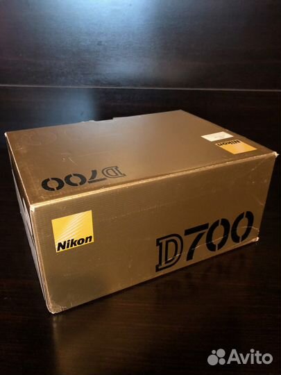 Продам комплект Nikon D700+