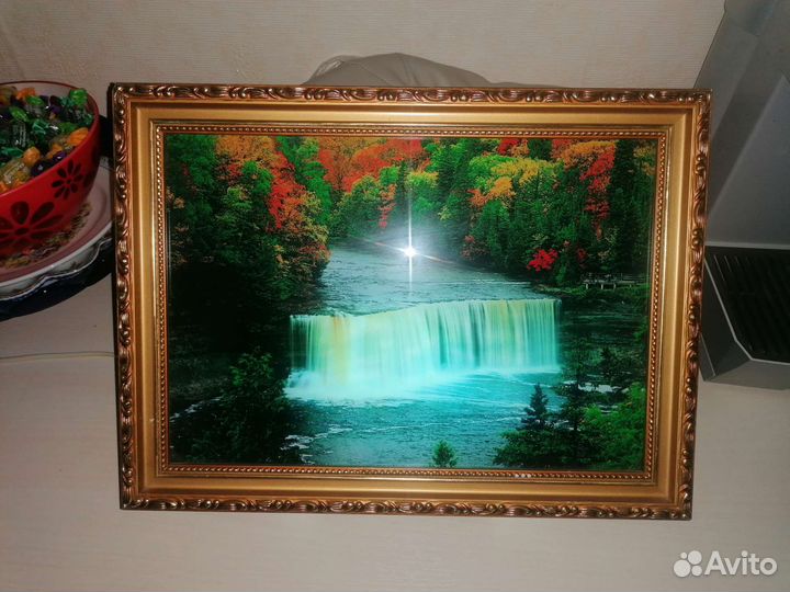 Картина музыкальная (водопад, птицы)