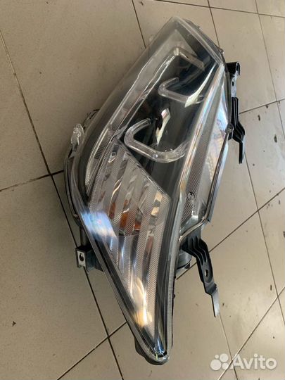 Левая фара Toyota Camry 50 стиль Lexus с дхо