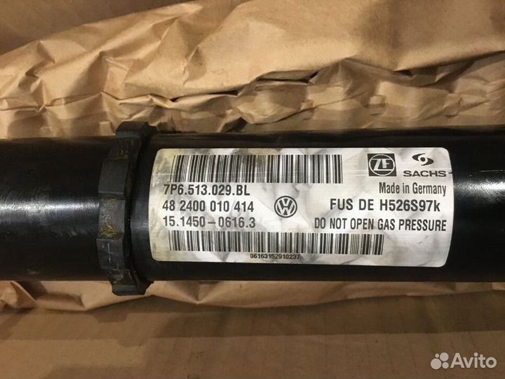 Задние стойки л/п Volkswagen Touareg