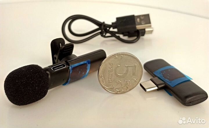 Беспроводной петличный микрофон