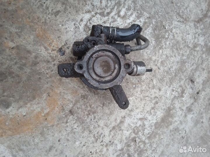 Насос гидроусилителя руля Toyota Corolla AE101