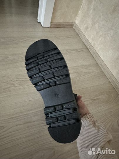 Ботинки демисезонные