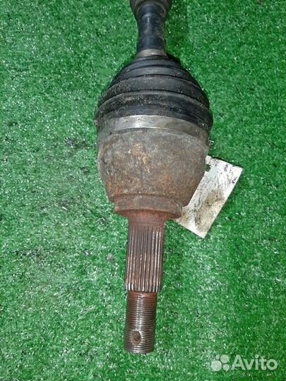 Привод передний левый Nissan Elgrand