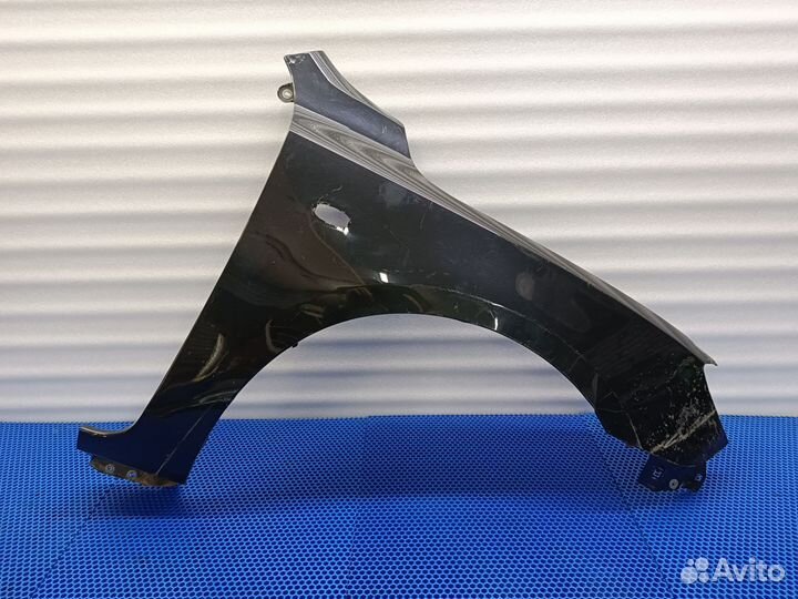 Крыло переднее правое Mazda 3 bk