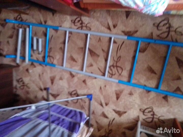 Лестница, брусья, турник