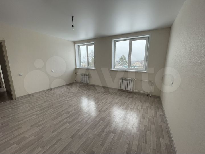 2-к. квартира, 50 м², 3/3 эт.