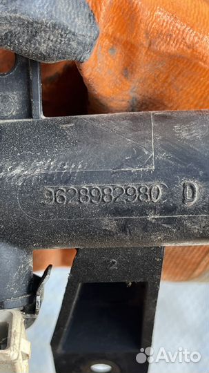 Peugeot 307 206 1.4 kfw топливная рампа форсунки