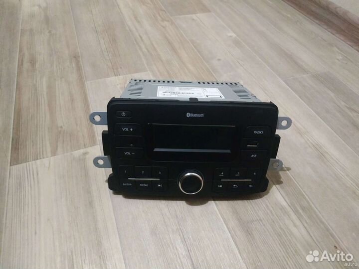 Магнитола от Лада Х Ray