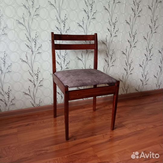 Стулья