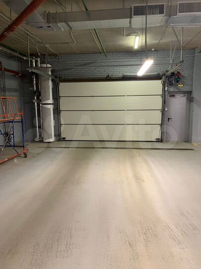 Машиноместо, 14 м²