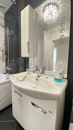 2-к. квартира, 90 м², 2/16 эт.