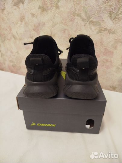 Кроссовки Demix 31