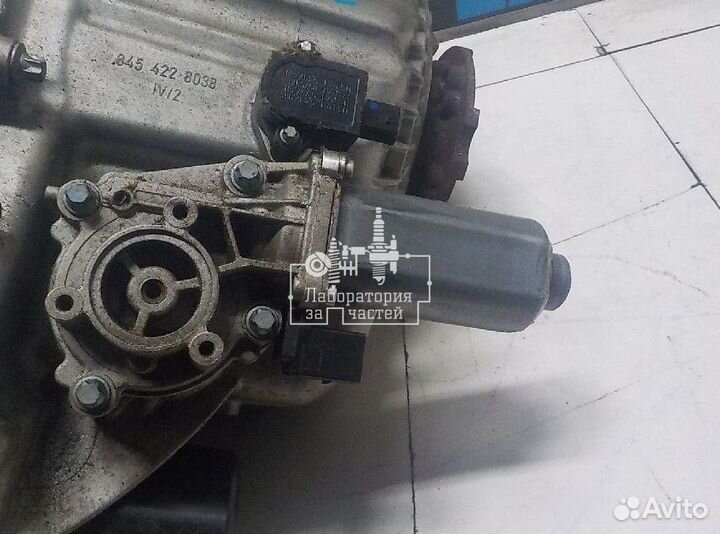 Коробка раздаточная Land Rover LR052611