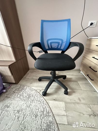 Компьютерное кресло