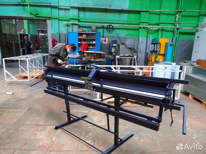 Листогиб / листогибочный станок (производитель)
