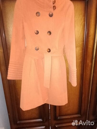 Пальто женское 42 44