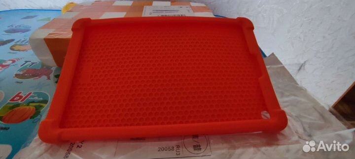 Чехол на планшет новый