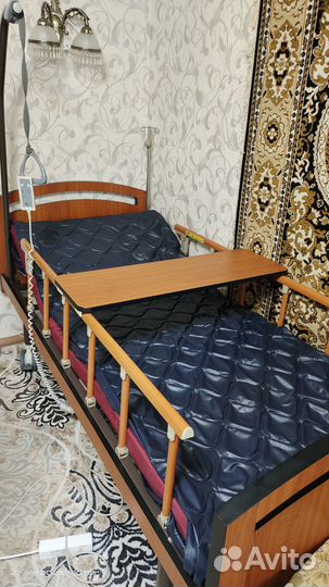 Кровать для лежачих больных с электроприводом бу