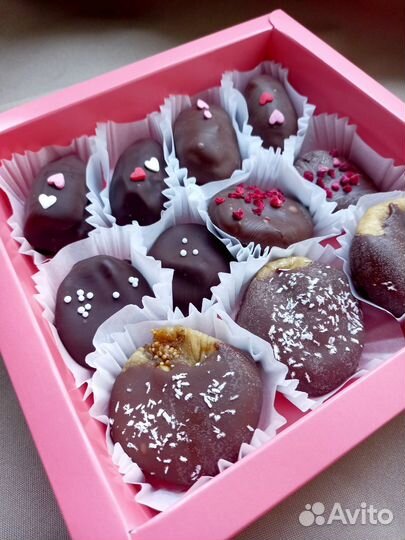 Ассорти из сухофруктов в шоколаде