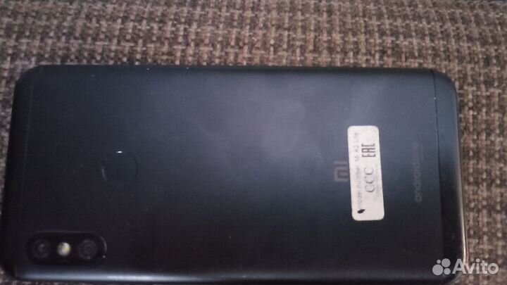 Xiaomi Mi A2 Lite Android One, 4/32 ГБ