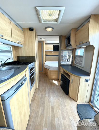 Прицеп-дача Sterling Eccles, 2007