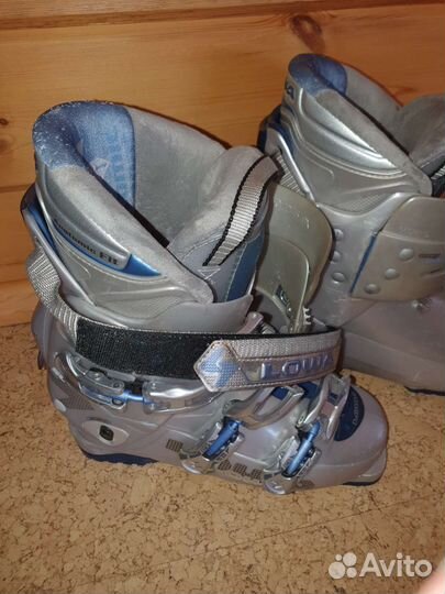 Горнолыжные ботинки