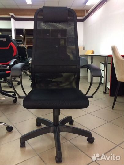 Компьютерное кресло