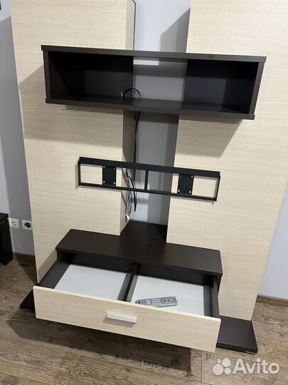 Стенка в гостиную под тв