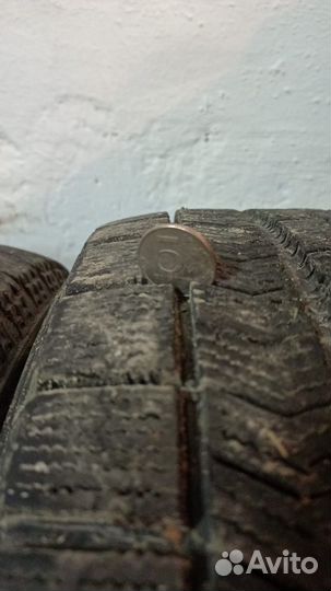 Bridgestone Blizzak VRX 215/65 R16 98S