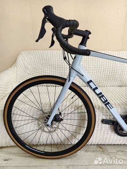 Cube Attain Pro 2022 (шоссейный эндуранс)