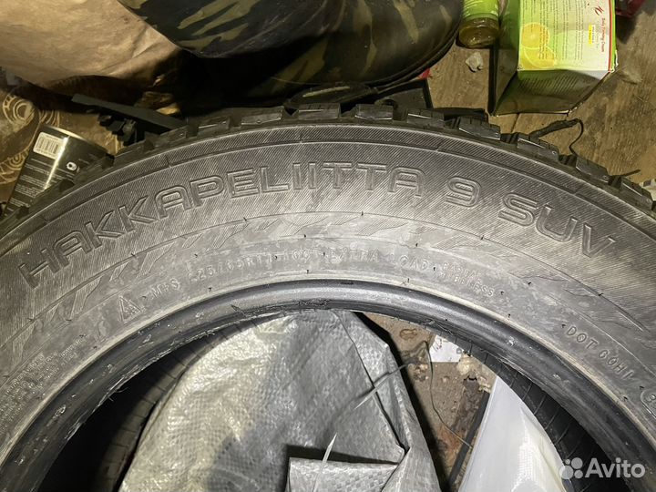 Nokian Tyres Hakkapeliitta 9 SUV 225/65 R17 106T