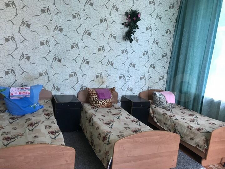 2-к. квартира, 54 м², 4/9 эт.